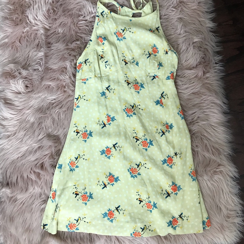 urban outfitters yellow shift dress
